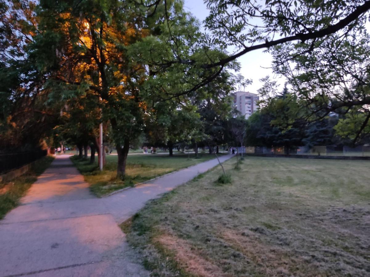 Zozi Urban Studio Скоп'є Екстер'єр фото