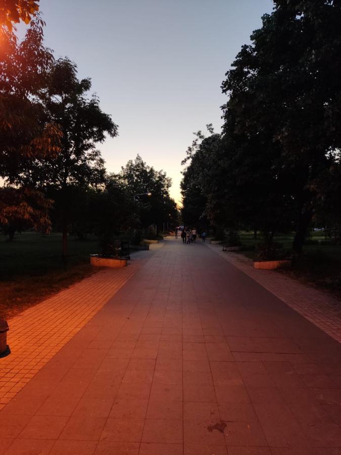 Zozi Urban Studio Скоп'є Екстер'єр фото
